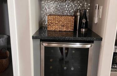 Eagle Lake Paradise! Close to ND! Sunset! Hot Tub! - Foto 66