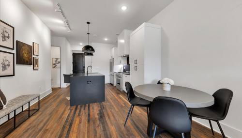 204- Modern retreat w elevator & BBQ - Foto 5