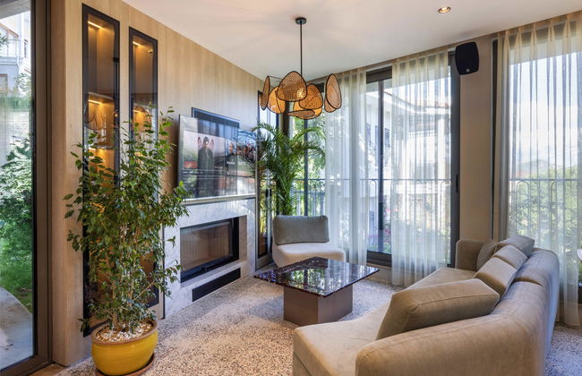 Club Aquarium Apartments - Photo 8