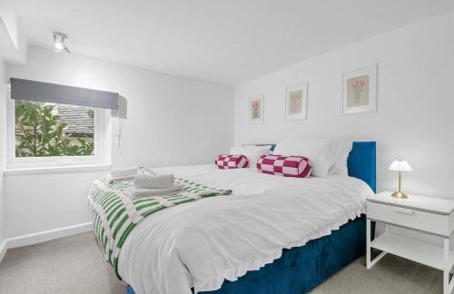 1Bed Contractor & Pilot flat - Parking & FAST WiFi - Foto 13