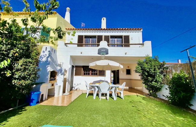 Faro Terrace Villa by Homing - Photo 33