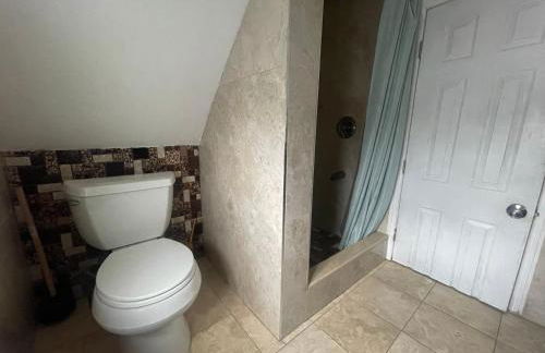 Private Loft 5 min away from LGA - Foto 4