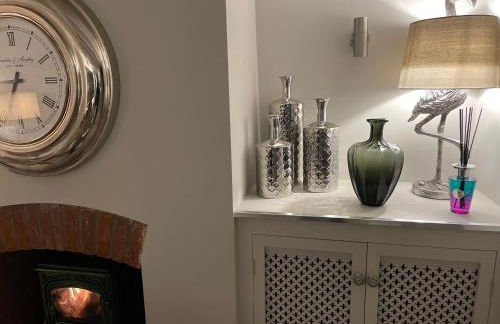 2 Bed Cosy Cottage - Central Bawtry - High End Furnishings - Foto 45