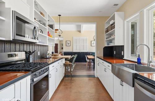 The White Owl by Juniper Holiday + Home - Foto 4