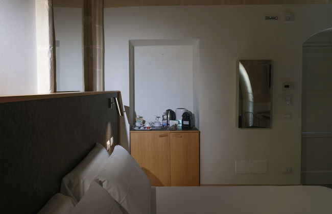 Euvodia Luxury Rooms - Photo 31