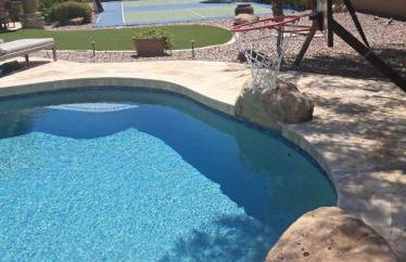 Desert Paradise Pool Spa Pickleball Putt Green - Foto 59