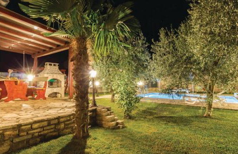 Two-Bedroom Holiday Home In Rebici - Foto 18