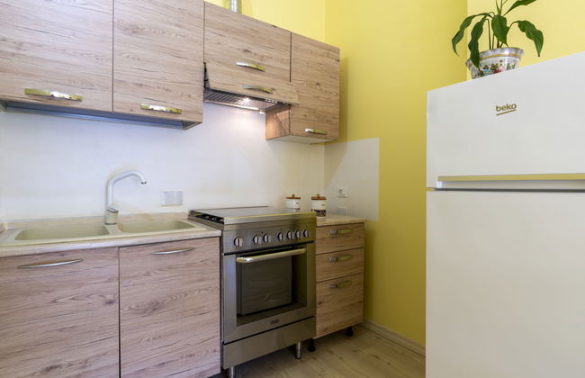 1 bedroom Apartment in Diano Castello with garden and terrace - Photo 3