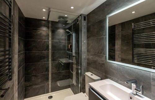 Royal View Apartments - Photo 10