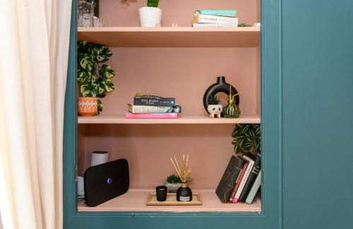 Joseph Suite - Stylish 3BR Home with Parking & WIFI - Foto 3