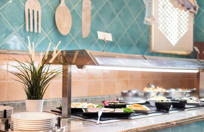 Hotel Esmeralda Maris by LIVVO - Photo 71