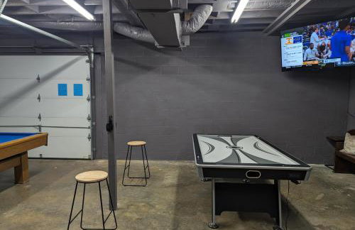 Gathering Place Big, with Dock, Fiber, and Tankless WH - Foto 59