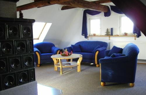 Maisonette-Traum im Erzgebirge 140m, 2 Schlafzimmer & Kachelofen - Foto 3