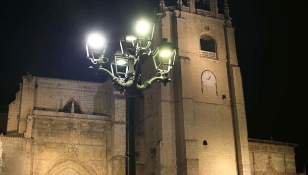 Cathédrale de Palencia de nuit
