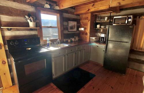 Cozy Historic Cabin with stellar view of Big Schloss - Foto 39