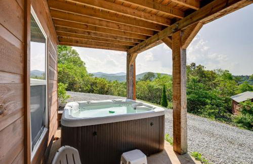 Beautiful Franklin Home with Bunkhouse and Hot Tub! - Foto 1