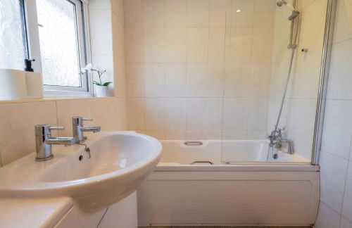 The Secret Garden - West Sussex - 3BR House with Drive - Foto 14