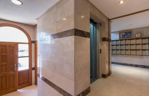 URBANIZACIÓN COPACABANA - La Manga del Mar Menor KM2 - Vistas a Mediterráneo Dormitorio doble y sofá-cama - Foto 31