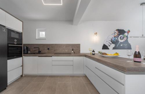 VILLA FUX ZRCE Novalja - direkt am Strand - Photo 17