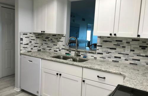 Beach Living at its Best! - Foto 7