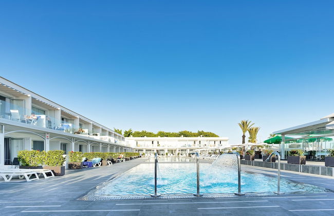 Ura Lara - Adults Only - Photo 57