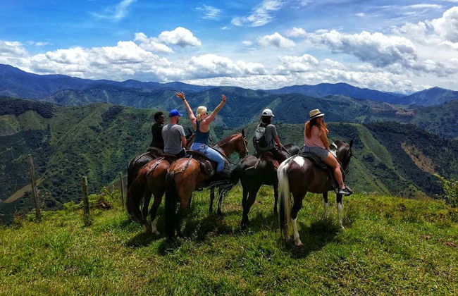 Paseo a caballo por los cafetales de Salgar - Foto 4