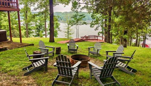 5BR Log Home w Hot Tub & Dock on Lake of Egypt - Foto 3