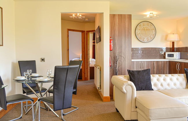 Self Catering at The Fairways - Photo 45