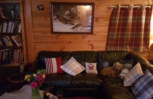 Sutton Coldfield 2-Bed Caravan Parking & Bar-B-Q - Foto 4