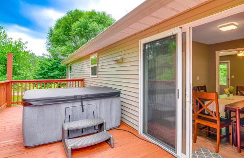 Campton Cottage with Hot Tub, Near Hiking and Climbing - Foto 20