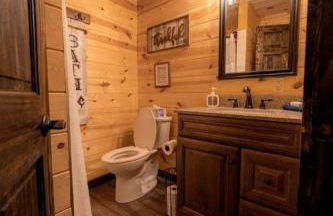 Fantastic Treehouse with Fire Pit and Hot-tub in Herod, Illinois - Foto 28