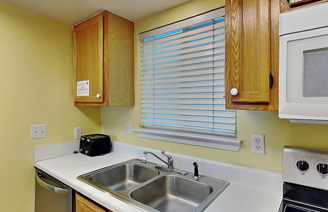 Sandpiper Cove by Southern Vacation Rentals - Photo 44