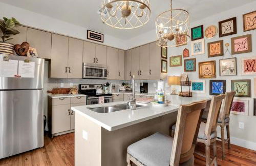 The Georgia Peach -near Plant Riverside & downtown - Foto 2