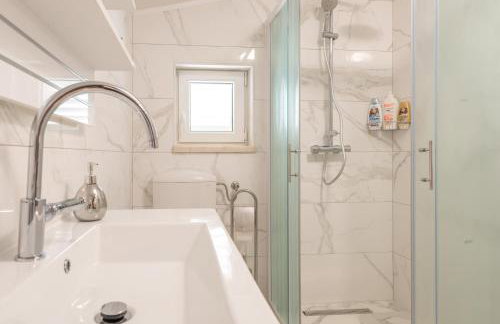 Tranquility and Nature in 4 Bedroom with Sea View - Foto 52