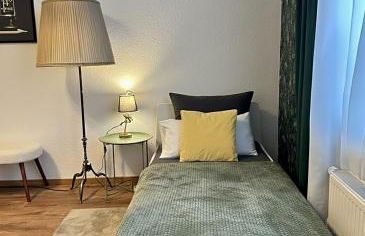 Premium-Apartment im Duisburger Süden, nähe Düsseldorf Flughafen & Messe, Komplett ausgestattetes Apartment mit modernen Altbau-Flair - Foto 11