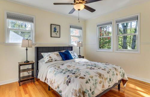 Spacious Fanwood Home with Decks, Walk to Park! - Foto 16