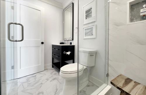 New Construction Modern Luxury Retreat w 6 Beds - Foto 39