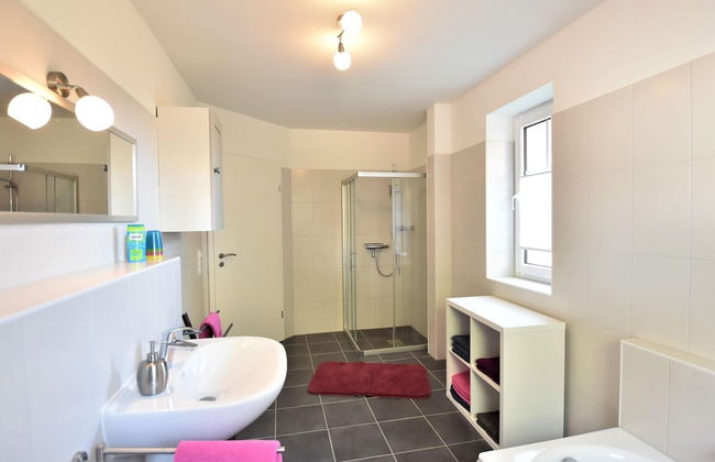 Fewo Ostsee Oldenburg/holstein Garten und Carport - Foto 13