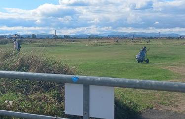 Beautiful Holiday Home 3 Bed Caravan by The Beach, Free Wifi, Games Console, TVs & DVD's, Passes Not Included - Foto 17
