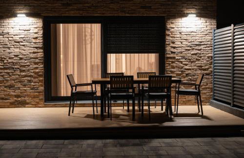 House AGAPE near Zagreb with rooftop jacuzzi - Foto 35