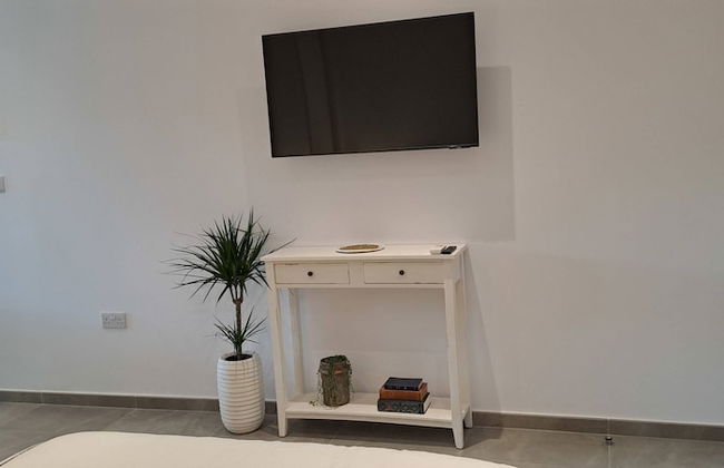 E1 Suites - Hosted by Sweetstay - Foto 2