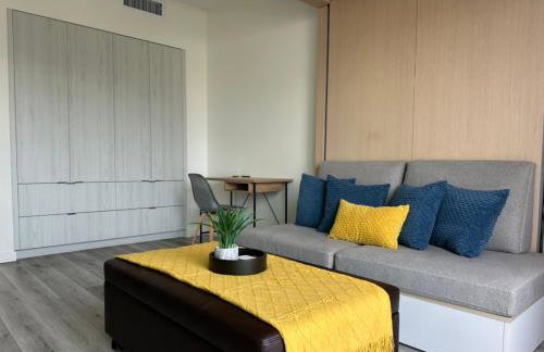 Heart of Hollywood - Walk of Fame Studio - 1bd or 2bd with View - Free parking - Balcony - Wifi - Rooftop - Gym - Upscale amenities - Foto 11