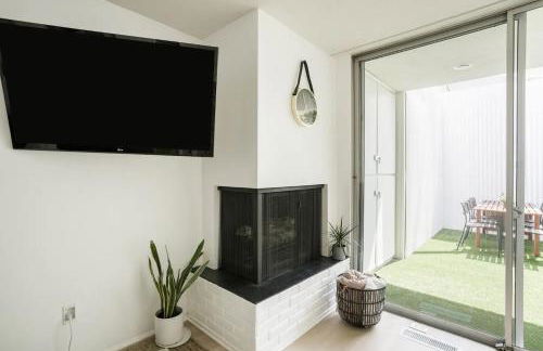 The Hillside Hideaway Mid Century Big Terrace - Foto 52