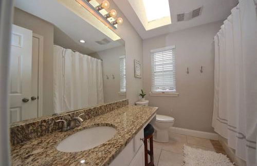 Peaceful Peachtree Villa - Foto 17