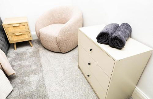 Elegant and comfortable three-bedroom Flat - Foto 41