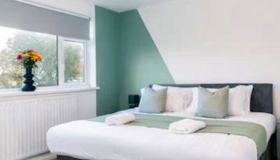 DiscountsContractorsWIFIFree ParkingSmart TV - Foto 3, Other