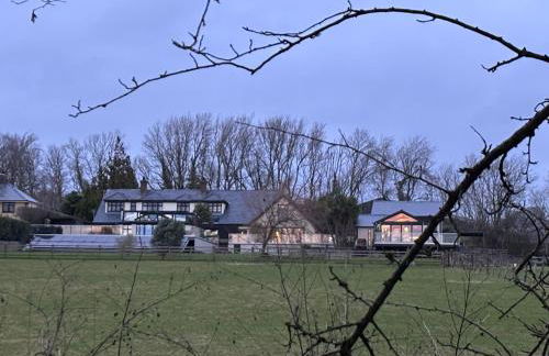 Luxury Lake Front Escape With Hot Tub - Foto 6