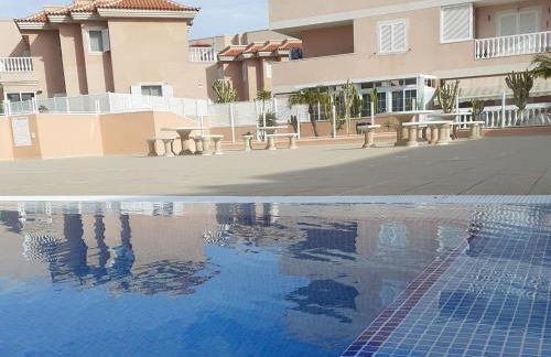 2 bedroom apartment with a pool - Foto 42