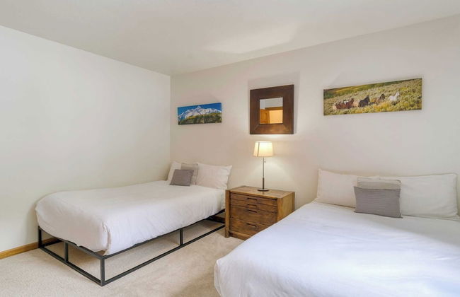 Riverside Condos C102 by Avantstay Condo Close To Downtown, Town Park & Ski Lift #8 - Foto 14