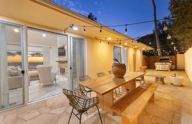 Castlewood by Avantstay Malibu Cliffside + View - Photo 29